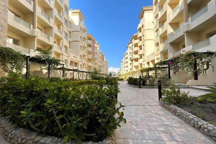 2 bedroom apartment 200m to the beach in Hurghada for sale